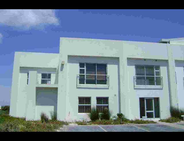 449M² WAREHOUSE TO LET IN CAPRICORN